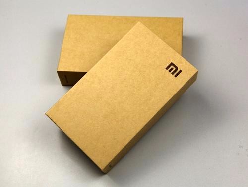 說(shuō)到牛皮紙盒，多少人會(huì)箱到小米手機(jī)盒？